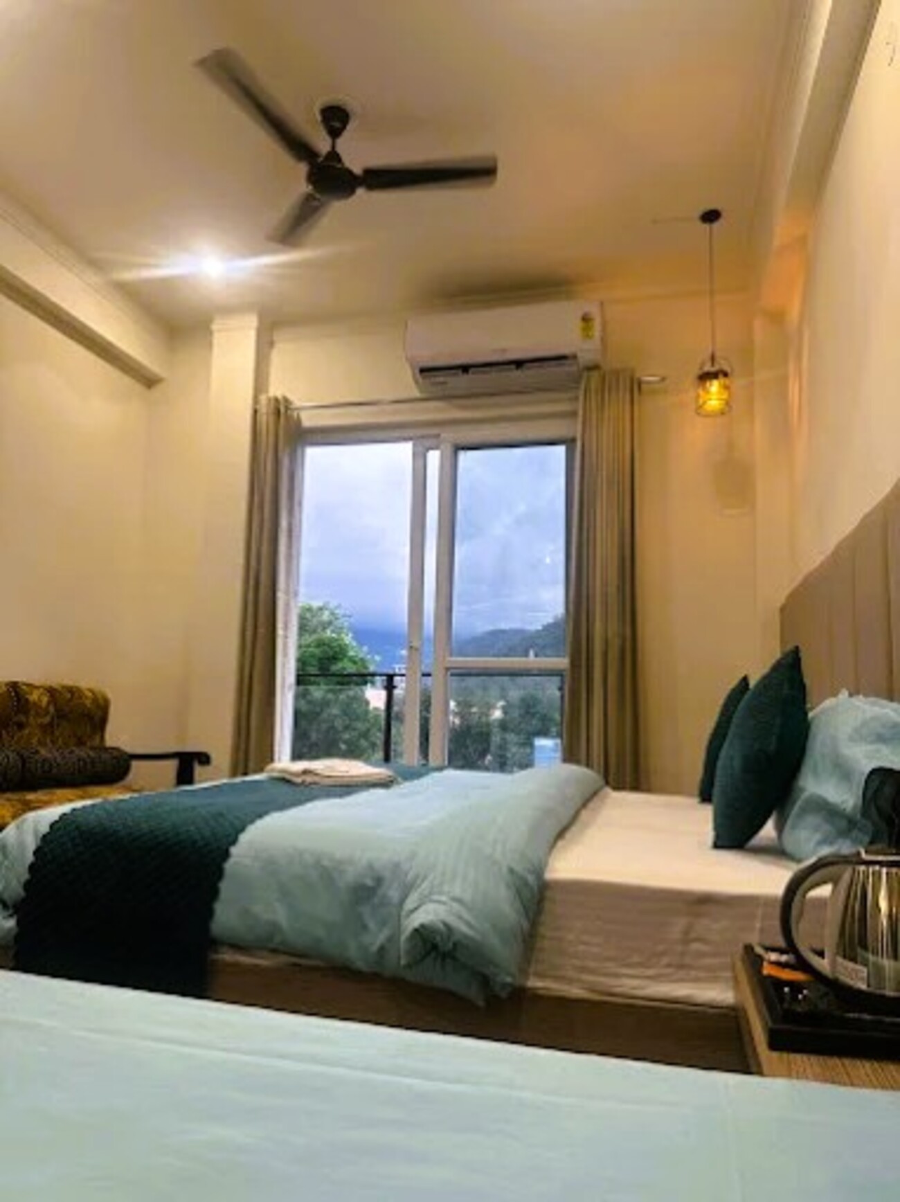 Shared Quad Room View 10