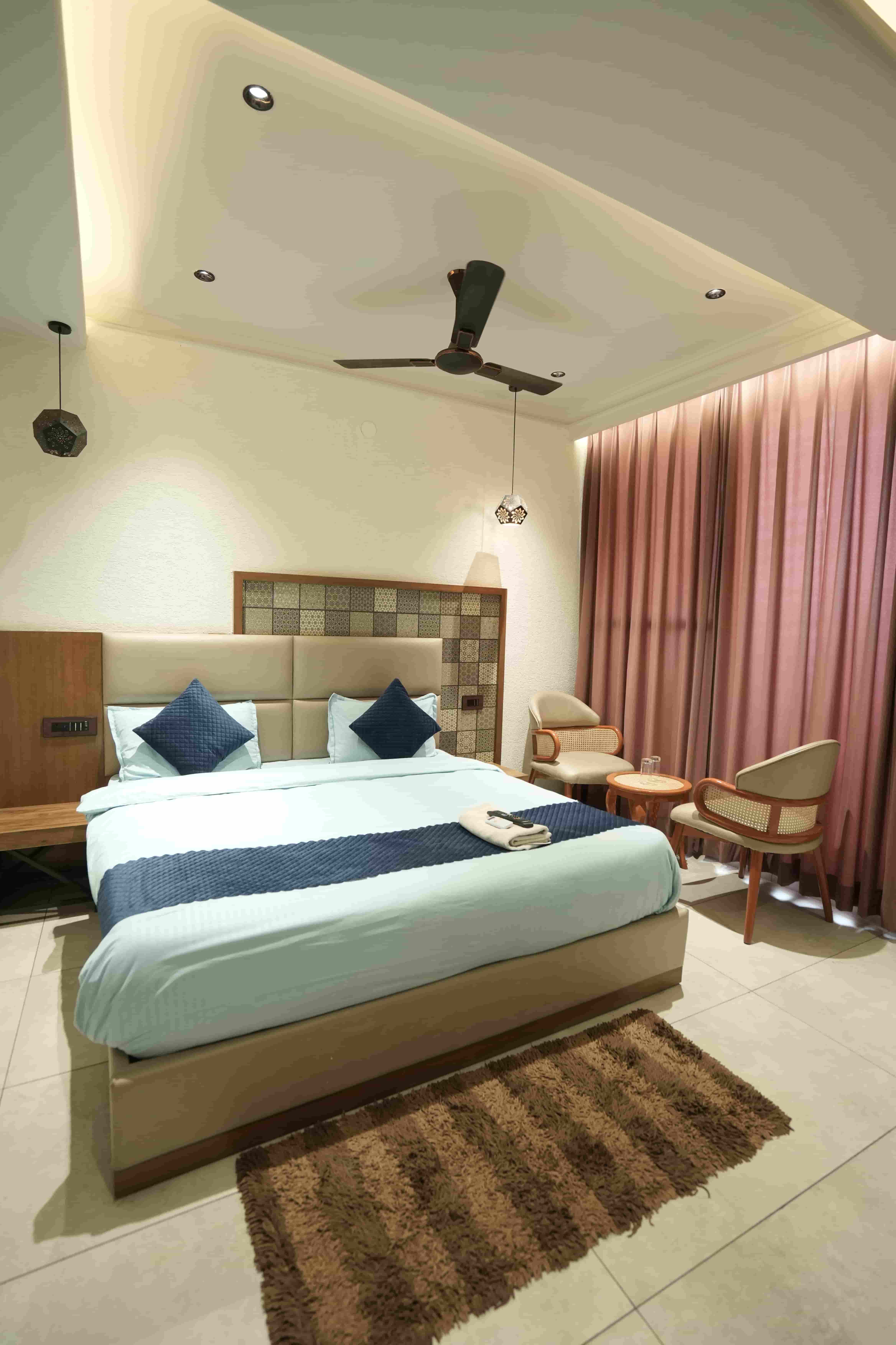 Bhagirthi Room