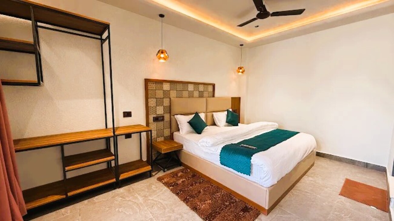Deluxe Room Setup