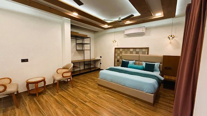Deluxe Room View 1