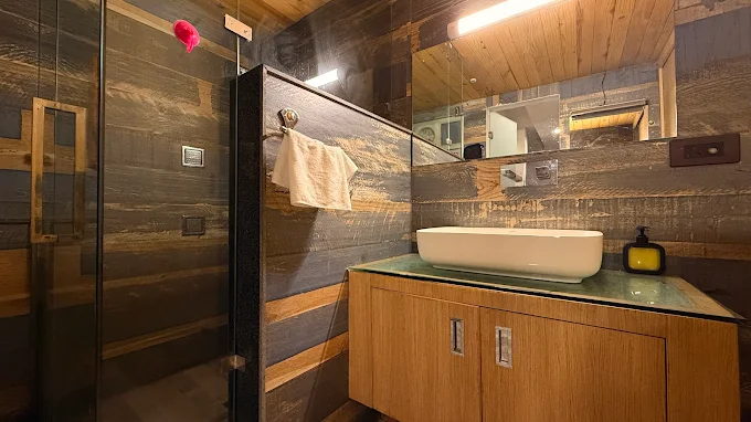 Modern Bathroom and Amenities at YES Hotel